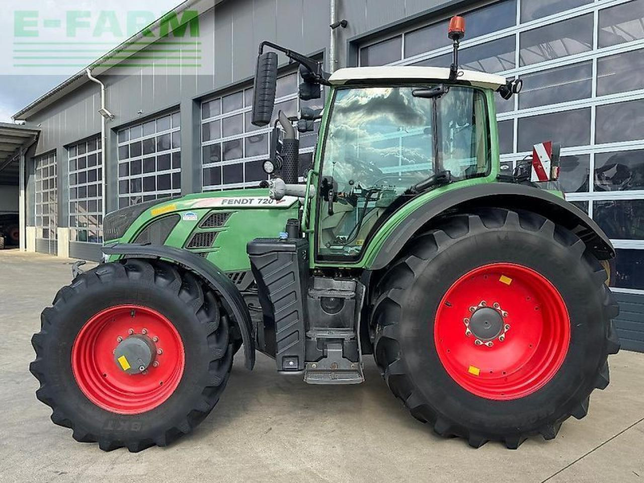Fendt 720 scr profi - Τρακτέρ: φωτογραφία 2 Fendt 720 scr profi - Τρακτέρ: φωτογραφία 2