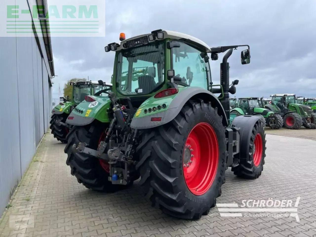 Fendt 720 vario s4 profi plus - Τρακτέρ: φωτογραφία 3 Fendt 720 vario s4 profi plus - Τρακτέρ: φωτογραφία 3