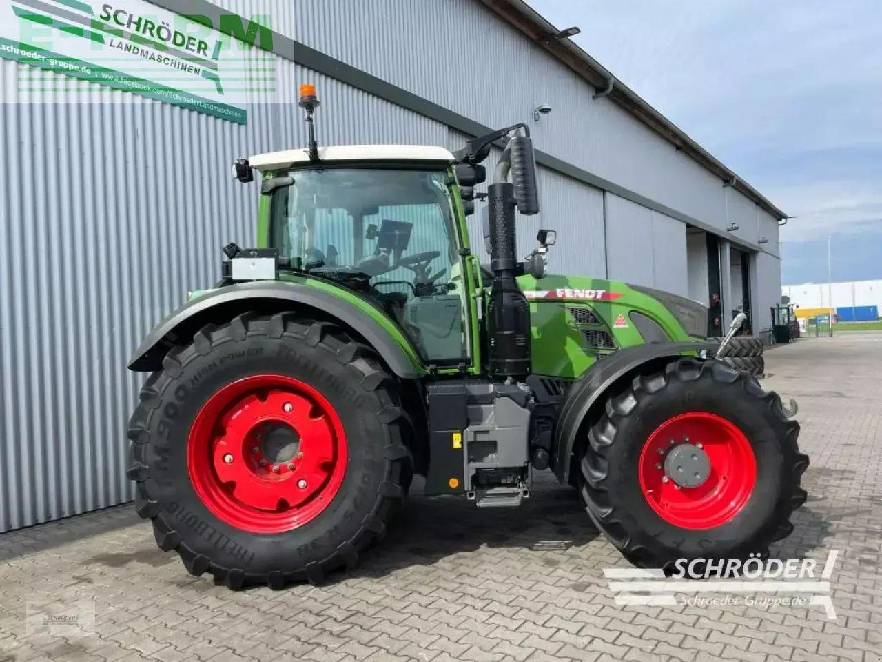 Fendt 724 gen6 profi plus - Τρακτέρ: φωτογραφία 2 Fendt 724 gen6 profi plus - Τρακτέρ: φωτογραφία 2
