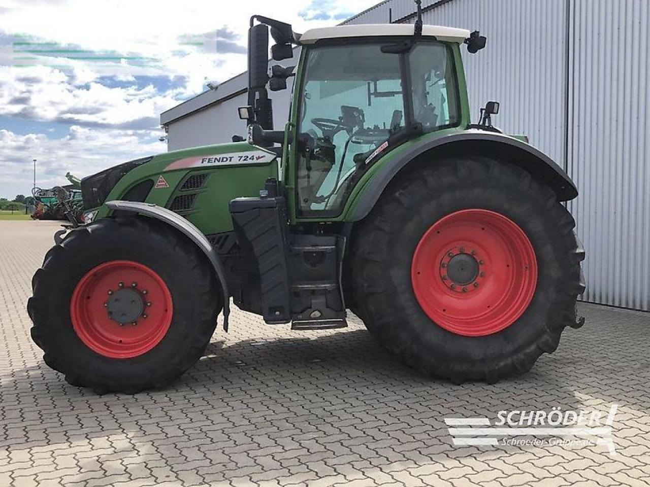 Fendt 724 vario s4 profi plus ProfiPlus - Τρακτέρ: φωτογραφία 2 Fendt 724 vario s4 profi plus ProfiPlus - Τρακτέρ: φωτογραφία 2