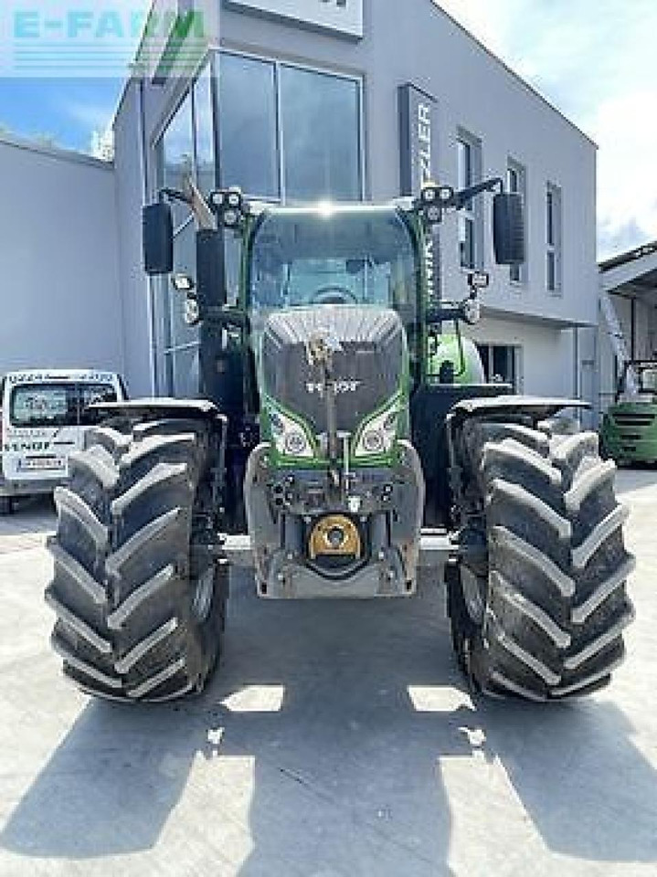 Fendt 724 vario - Τρακτέρ: φωτογραφία 3 Fendt 724 vario - Τρακτέρ: φωτογραφία 3