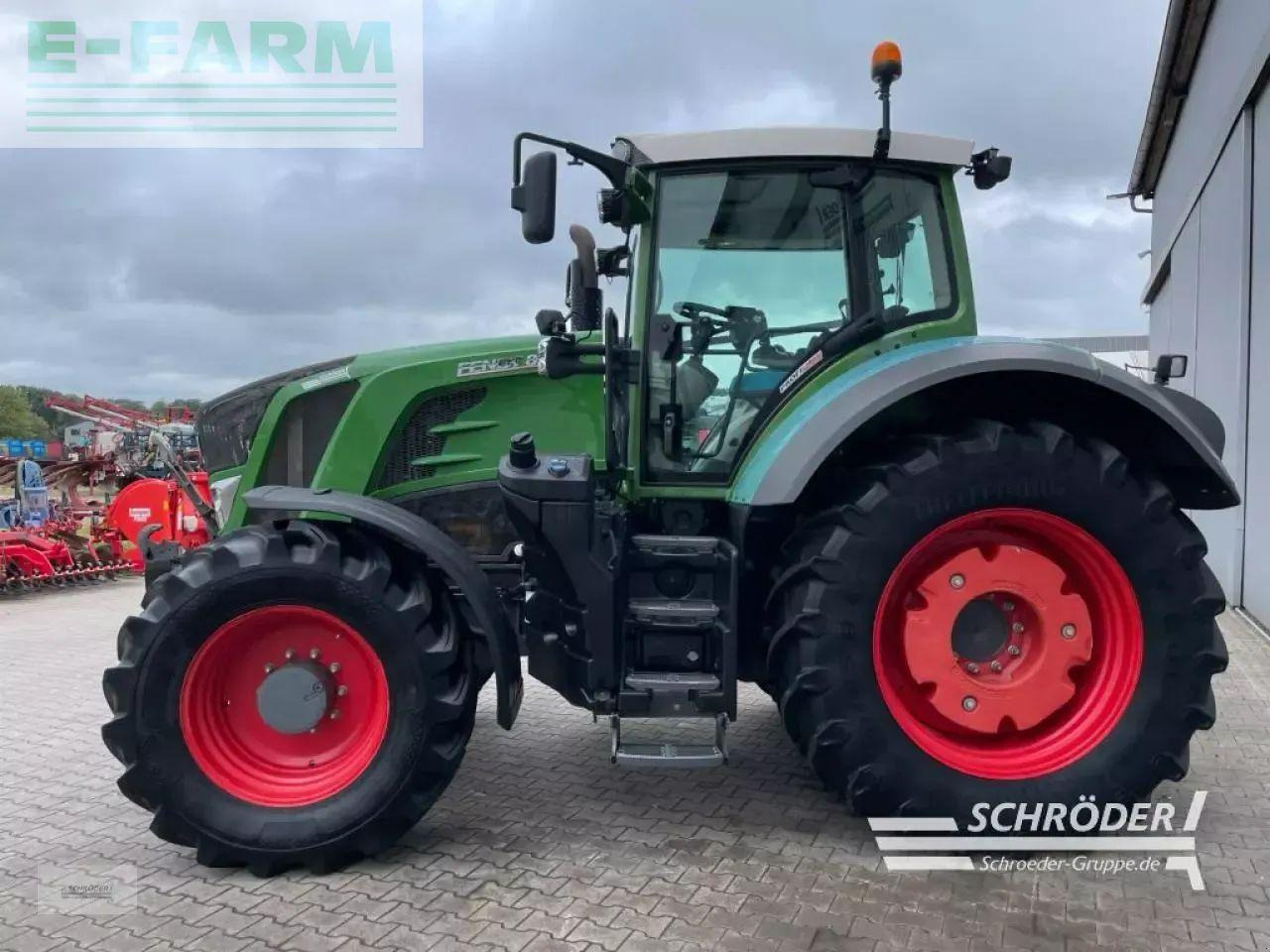Fendt 824 vario s4 profi plus ProfiPlus - Τρακτέρ: φωτογραφία 4 Fendt 824 vario s4 profi plus ProfiPlus - Τρακτέρ: φωτογραφία 4