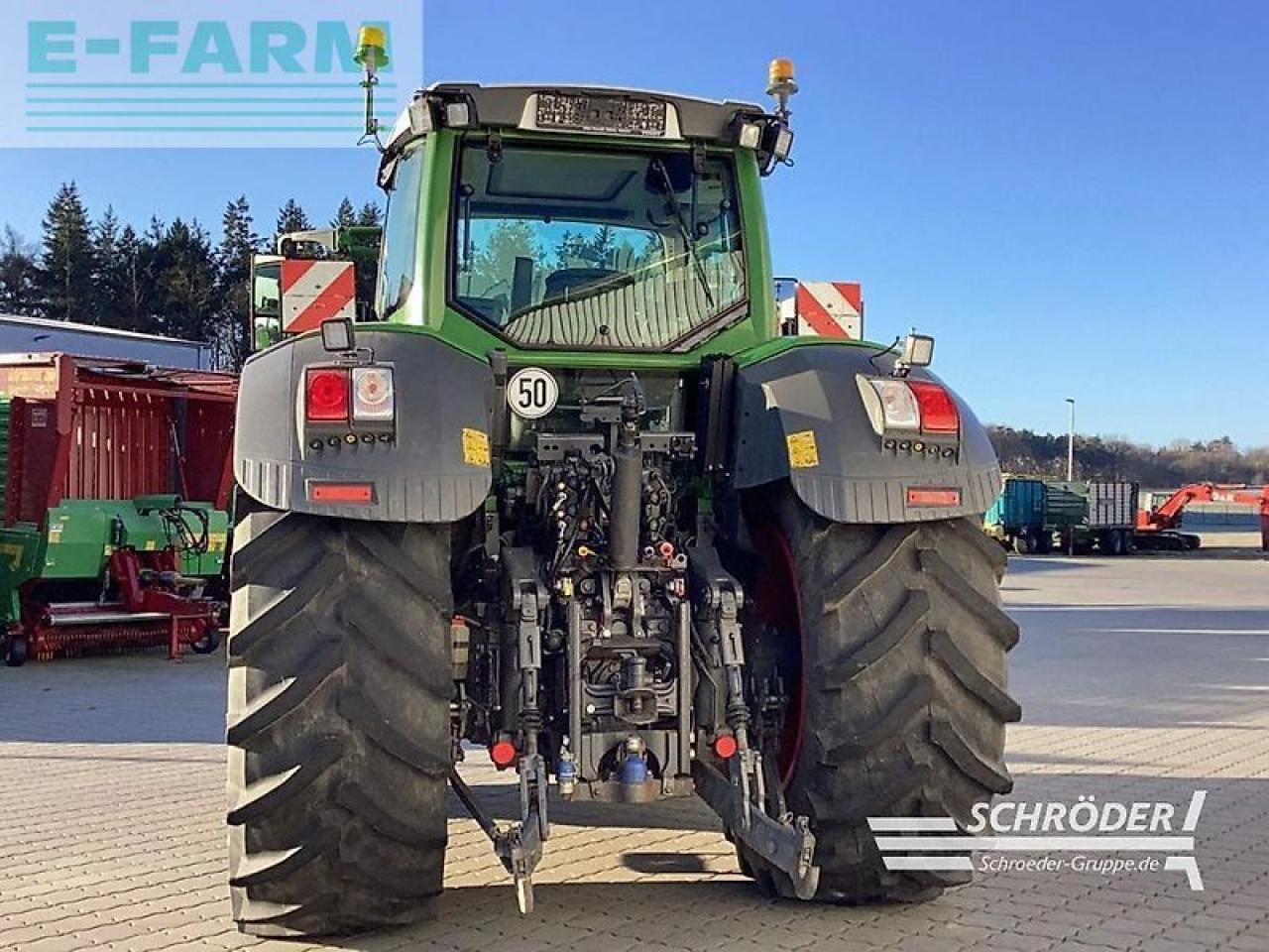 Fendt 824 vario s4 profi plus ProfiPlus - Τρακτέρ: φωτογραφία 4 Fendt 824 vario s4 profi plus ProfiPlus - Τρακτέρ: φωτογραφία 4