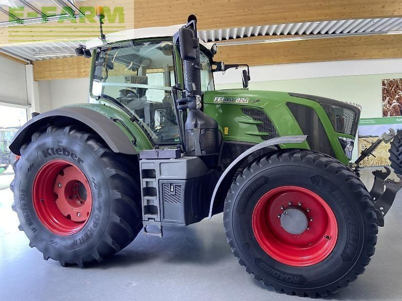 Fendt 826 vario s4 profi plus ProfiPlus - Τρακτέρ: φωτογραφία 3 Fendt 826 vario s4 profi plus ProfiPlus - Τρακτέρ: φωτογραφία 3