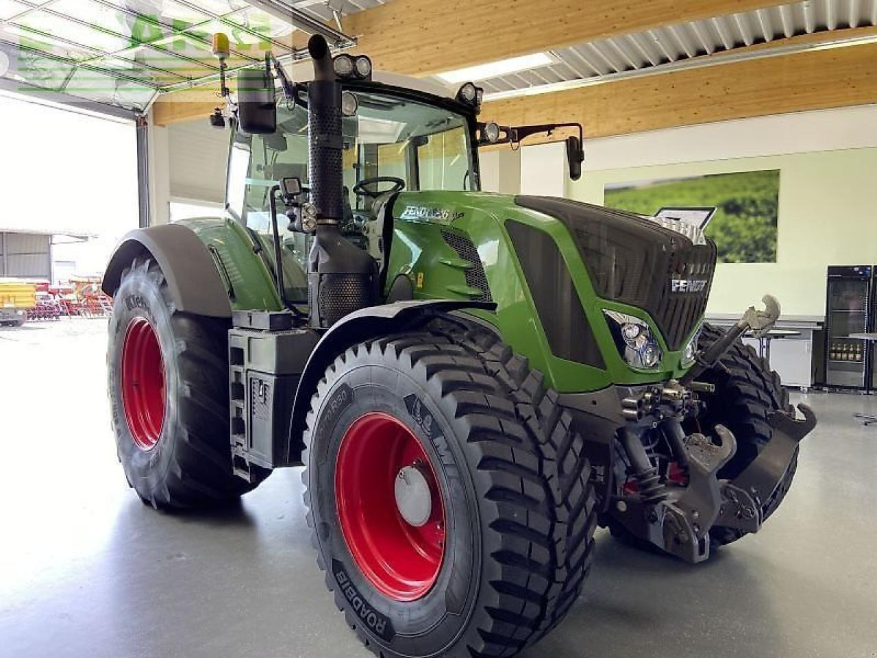 Fendt 826 vario s4 profi plus ProfiPlus - Τρακτέρ: φωτογραφία 1 Fendt 826 vario s4 profi plus ProfiPlus - Τρακτέρ: φωτογραφία 1