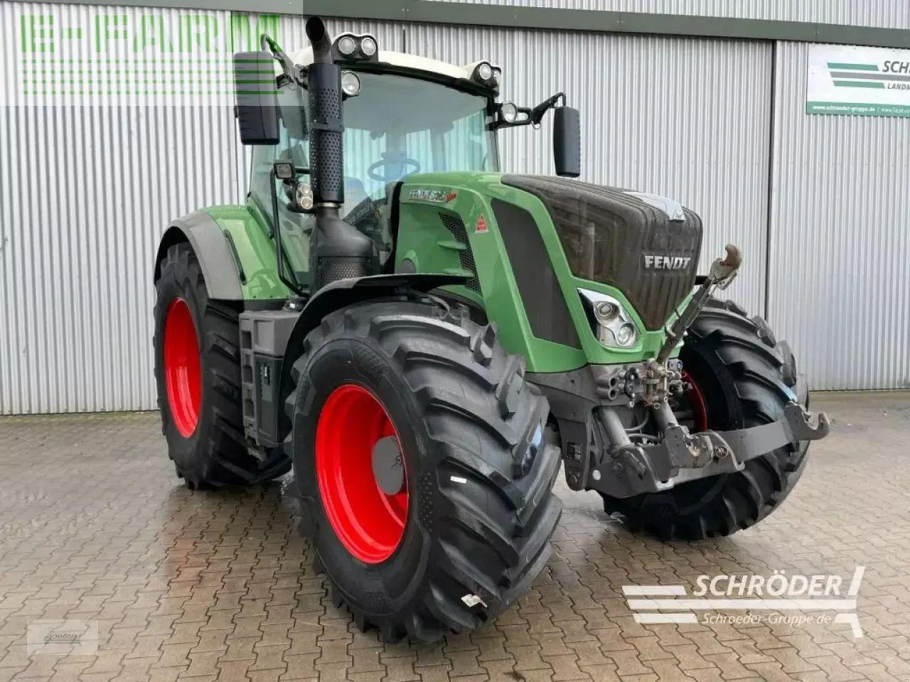 Fendt 826 vario s4 profi plus ProfiPlus - Τρακτέρ: φωτογραφία 1 Fendt 826 vario s4 profi plus ProfiPlus - Τρακτέρ: φωτογραφία 1