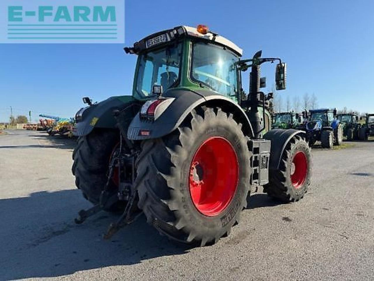 Fendt 826 vario - Τρακτέρ: φωτογραφία 4 Fendt 826 vario - Τρακτέρ: φωτογραφία 4