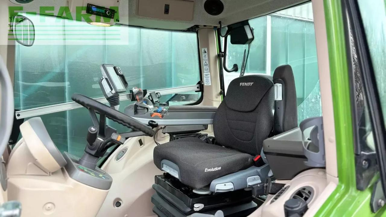 Fendt 828 vario power+ PowerPlus - Τρακτέρ: φωτογραφία 5 Fendt 828 vario power+ PowerPlus - Τρακτέρ: φωτογραφία 5
