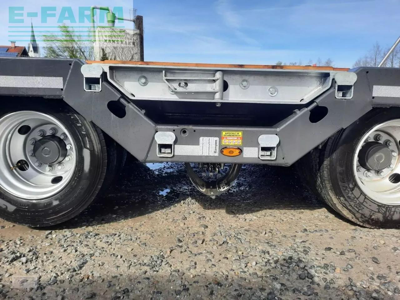 Fliegl dts 300 - Ρυμούλκα με χαμηλό δάπεδο: φωτογραφία 4 Fliegl dts 300 - Ρυμούλκα με χαμηλό δάπεδο: φωτογραφία 4