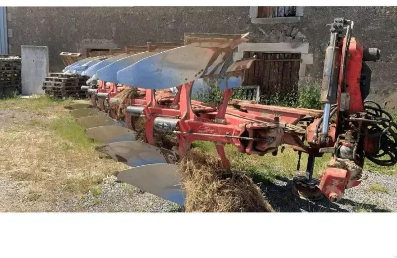 Gregoire Besson 6 corps - Άροτρο: φωτογραφία 1 Gregoire Besson 6 corps - Άροτρο: φωτογραφία 1