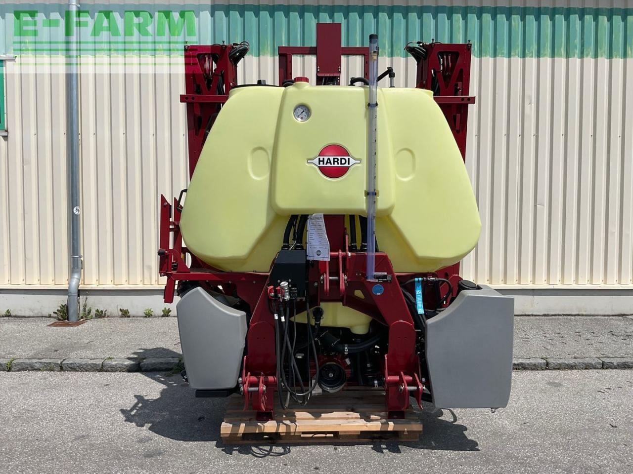 Hardi Mega 1200 - Συρόμενο ψεκαστικό: φωτογραφία 3 Hardi Mega 1200 - Συρόμενο ψεκαστικό: φωτογραφία 3