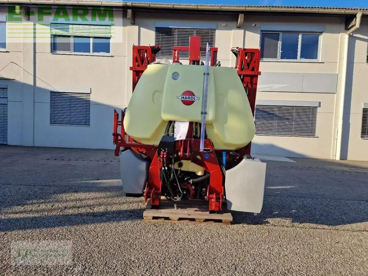 Hardi mega 12 - Συρόμενο ψεκαστικό: φωτογραφία 5 Hardi mega 12 - Συρόμενο ψεκαστικό: φωτογραφία 5