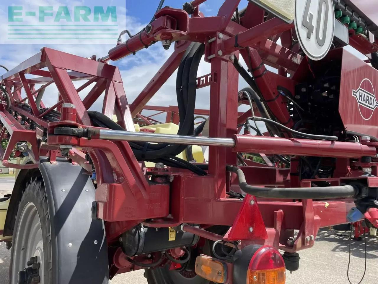 Hardi navigator 3000 - Συρόμενο ψεκαστικό: φωτογραφία 4 Hardi navigator 3000 - Συρόμενο ψεκαστικό: φωτογραφία 4