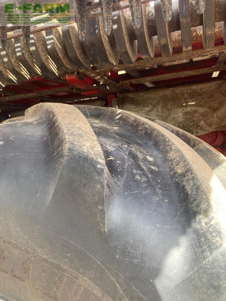 Holmer t4-30 - Θεριζοαλωνιστική μηχανή τεύτλων: φωτογραφία 3 Holmer t4-30 - Θεριζοαλωνιστική μηχανή τεύτλων: φωτογραφία 3