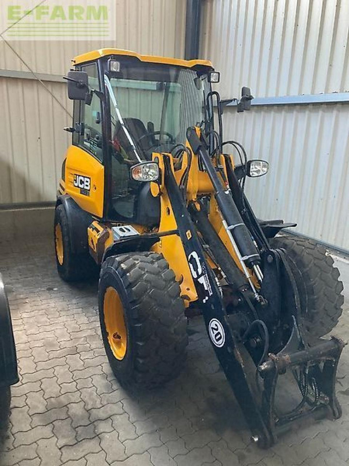 JCB 407 - Μίνι εκσκαφέας: φωτογραφία 1 JCB 407 - Μίνι εκσκαφέας: φωτογραφία 1