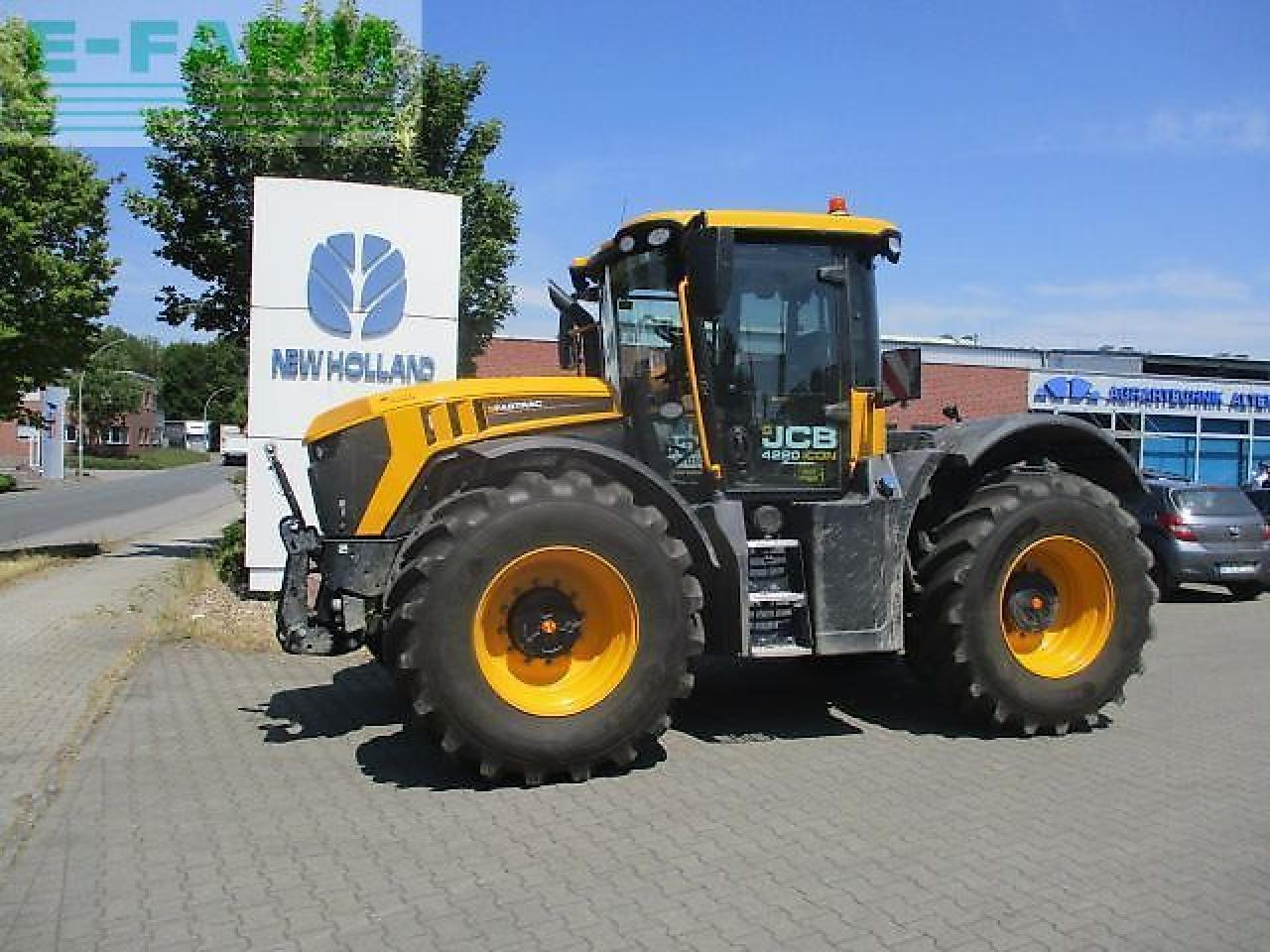 JCB 4220 icon - Τρακτέρ: φωτογραφία 1 JCB 4220 icon - Τρακτέρ: φωτογραφία 1