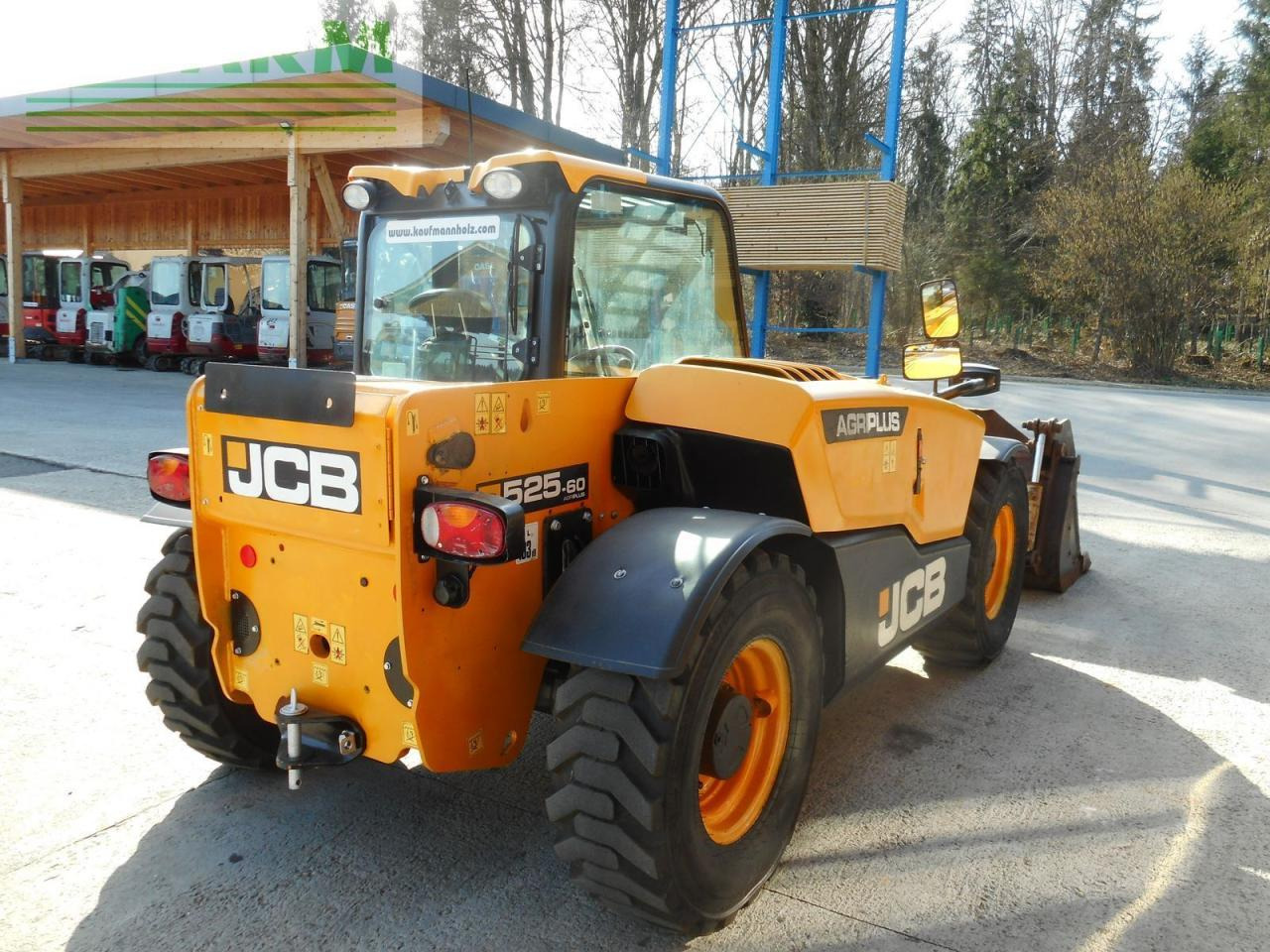JCB 525-60 agriplus mit greiferschaufel und paletten - Τηλεσκοπικός φορτωτής: φωτογραφία 4 JCB 525-60 agriplus mit greiferschaufel und paletten - Τηλεσκοπικός φορτωτής: φωτογραφία 4
