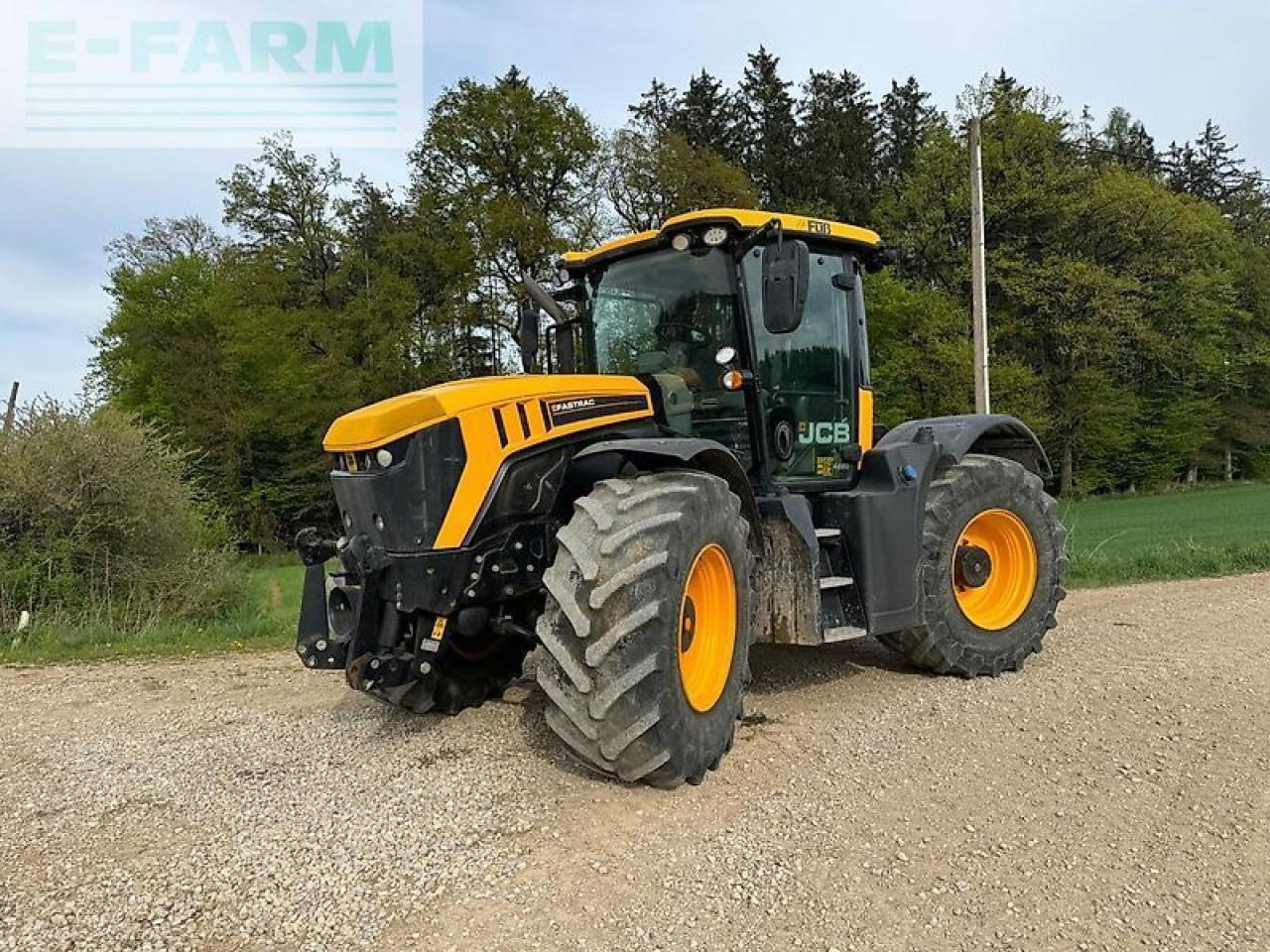 JCB fastrac 4220 - Τρακτέρ: φωτογραφία 1 JCB fastrac 4220 - Τρακτέρ: φωτογραφία 1