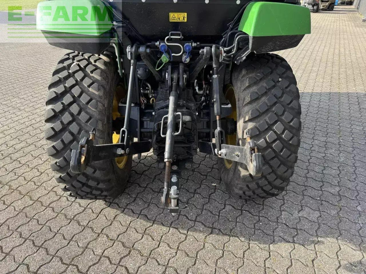 Τρακτέρ John Deere 2038r: φωτογραφία 11 Τρακτέρ John Deere 2038r: φωτογραφία 11