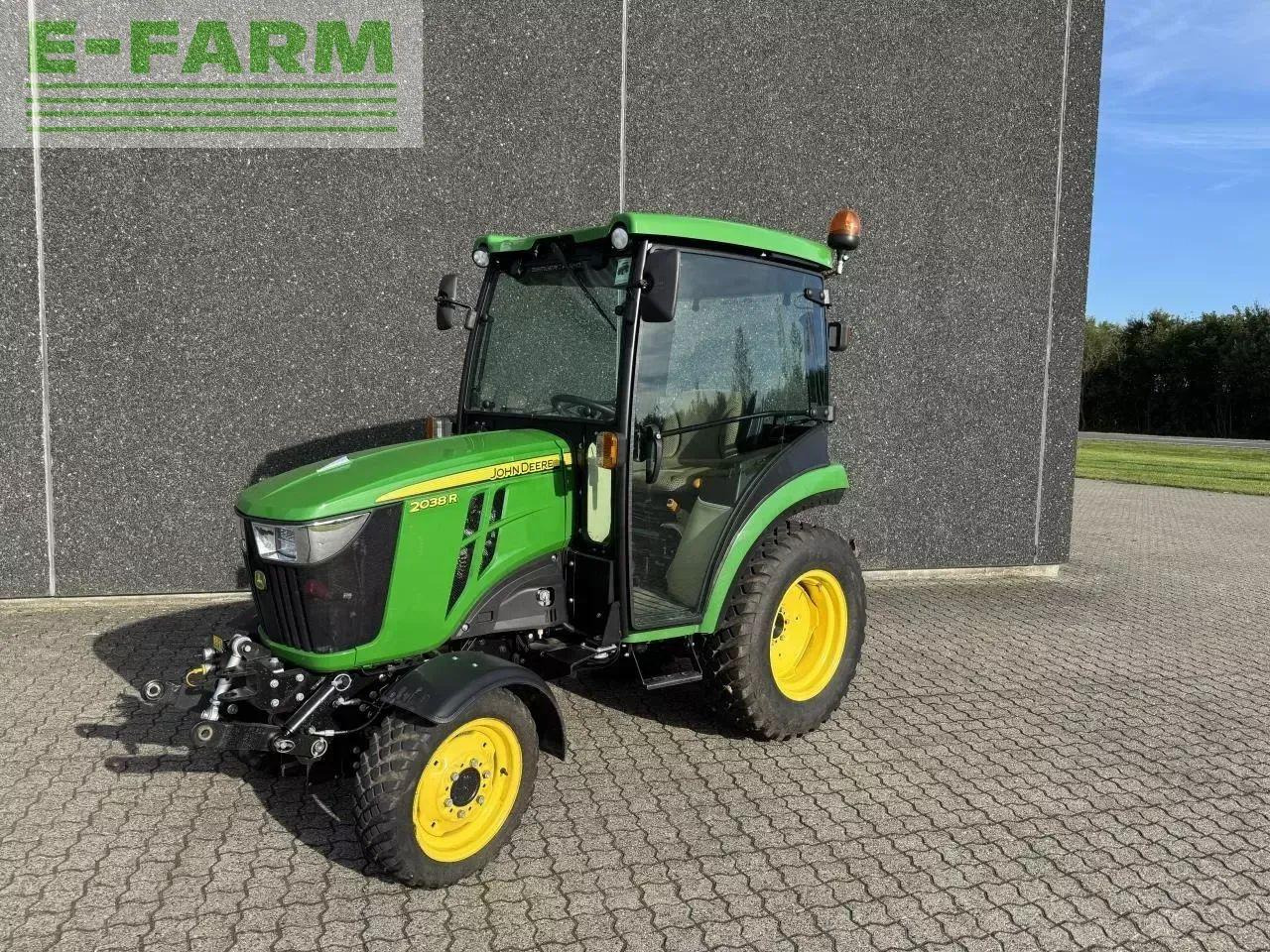 Τρακτέρ John Deere 2038r: φωτογραφία 7 Τρακτέρ John Deere 2038r: φωτογραφία 7