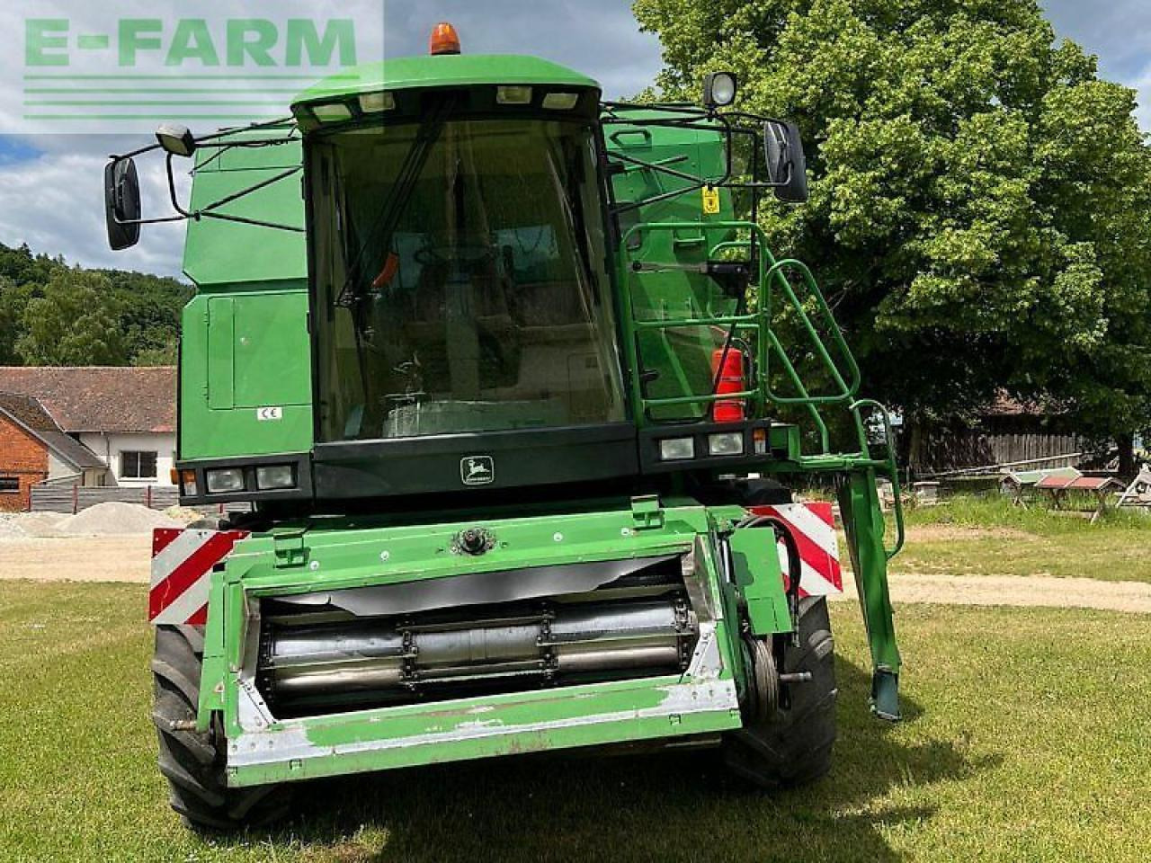 Θεριζοαλωνιστική μηχανή John Deere 2066: φωτογραφία 6