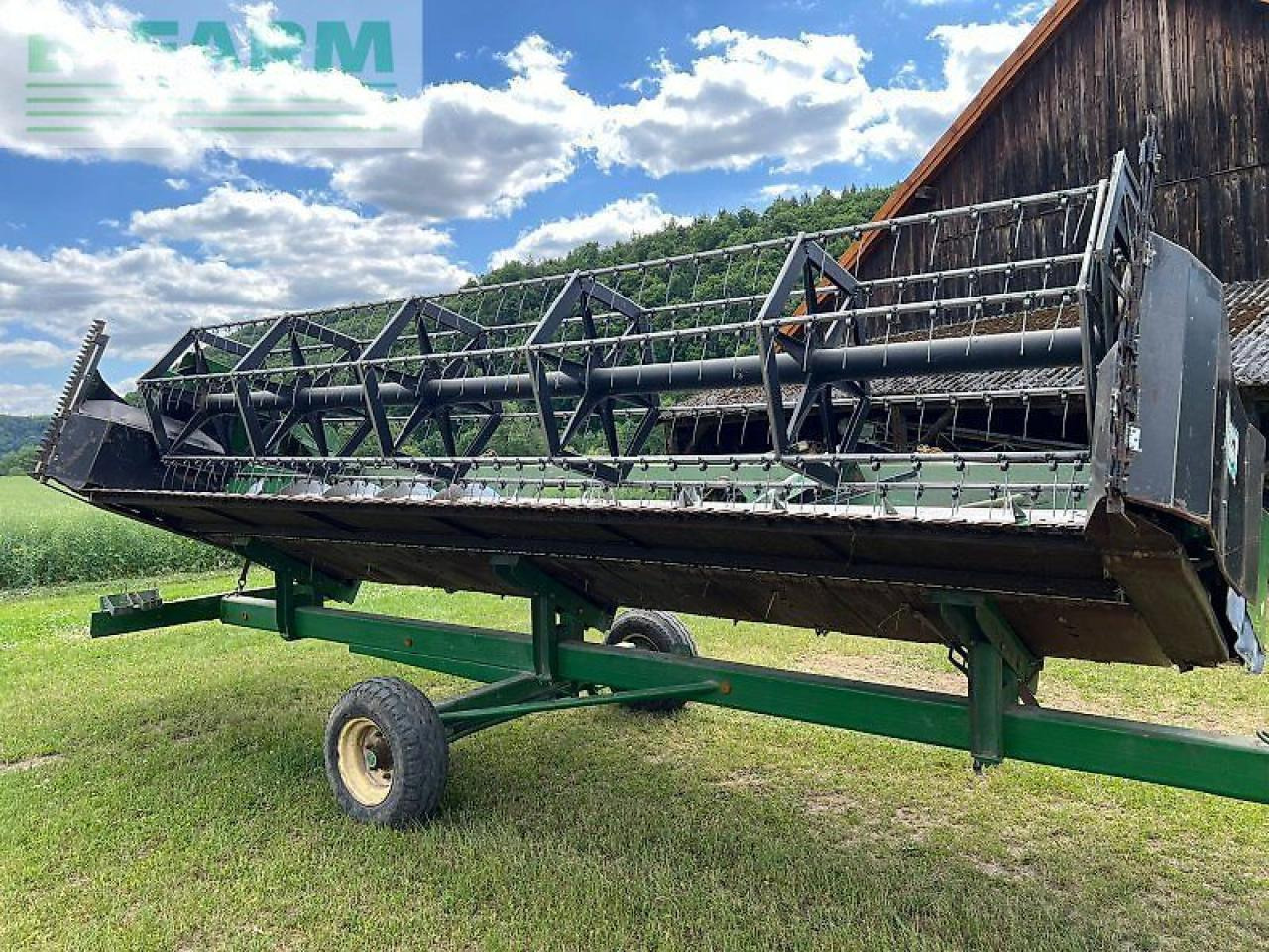 Θεριζοαλωνιστική μηχανή John Deere 2066: φωτογραφία 10