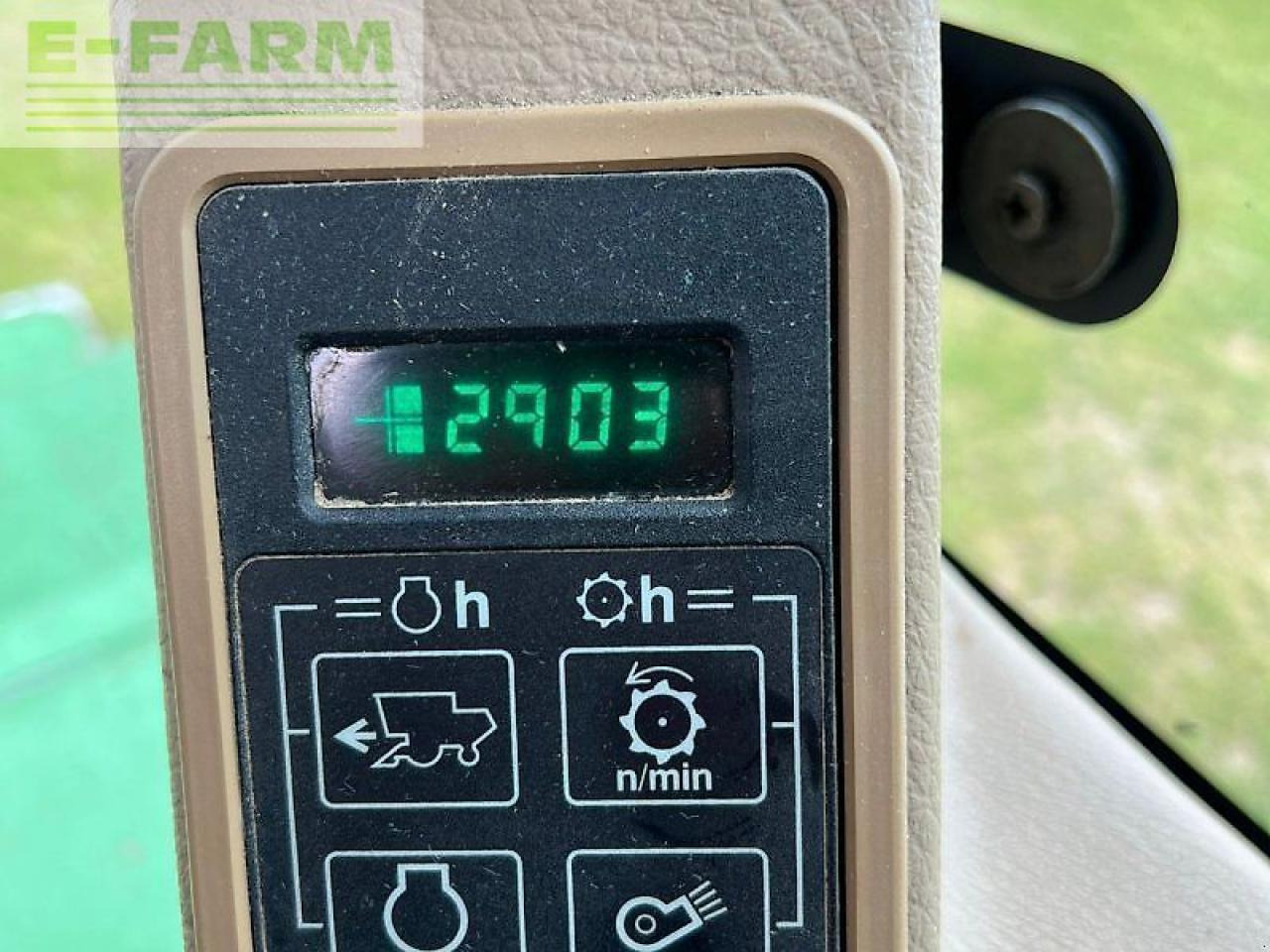 Θεριζοαλωνιστική μηχανή John Deere 2066: φωτογραφία 18