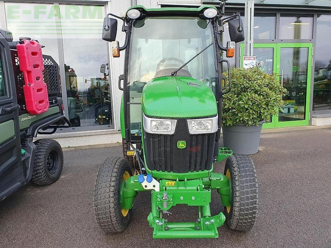 John Deere 3039r neumaschine - Τρακτέρ: φωτογραφία 2 John Deere 3039r neumaschine - Τρακτέρ: φωτογραφία 2