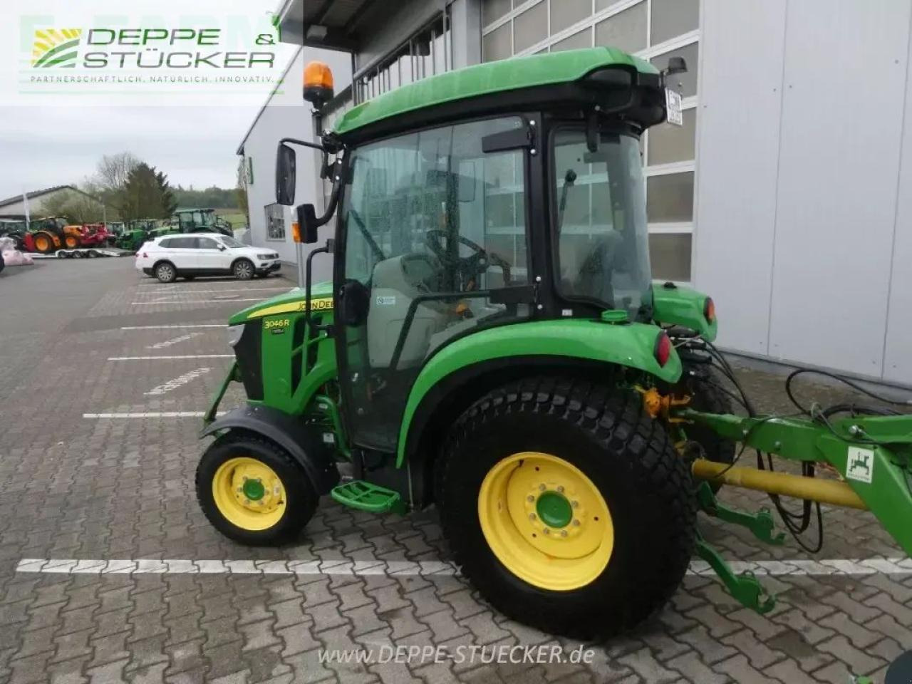 John Deere 3046r - Τρακτέρ: φωτογραφία 3 John Deere 3046r - Τρακτέρ: φωτογραφία 3