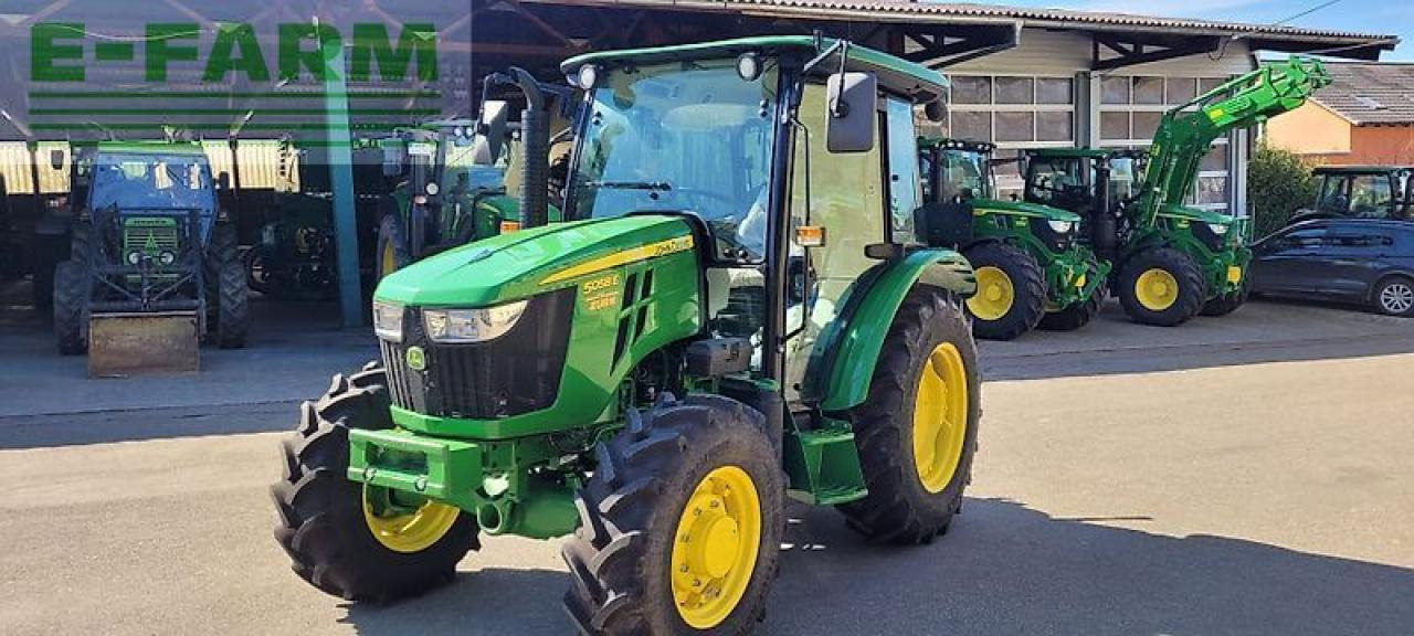 John Deere 5058e - Τρακτέρ: φωτογραφία 2 John Deere 5058e - Τρακτέρ: φωτογραφία 2