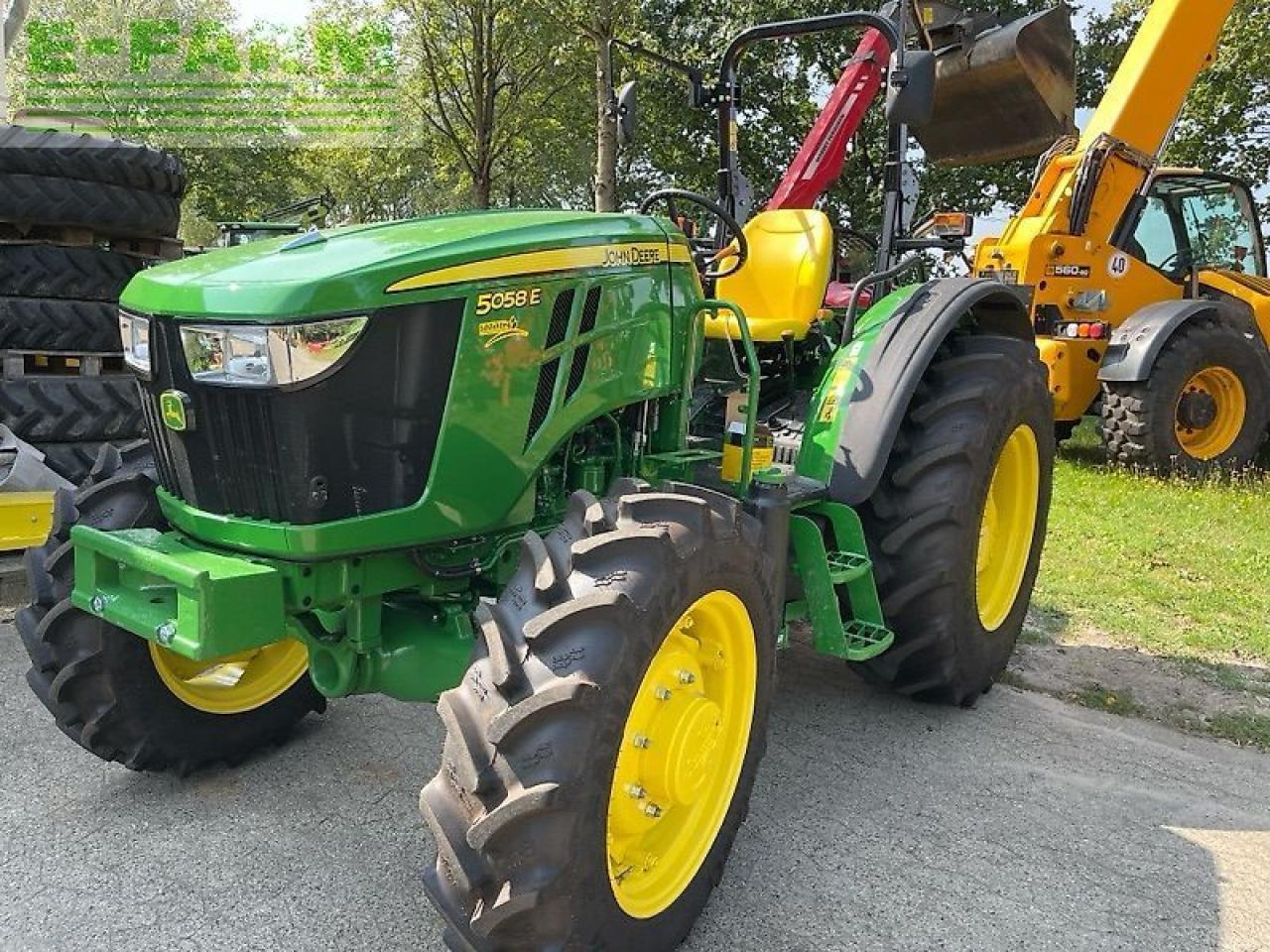John Deere 5058e - Τρακτέρ: φωτογραφία 1 John Deere 5058e - Τρακτέρ: φωτογραφία 1
