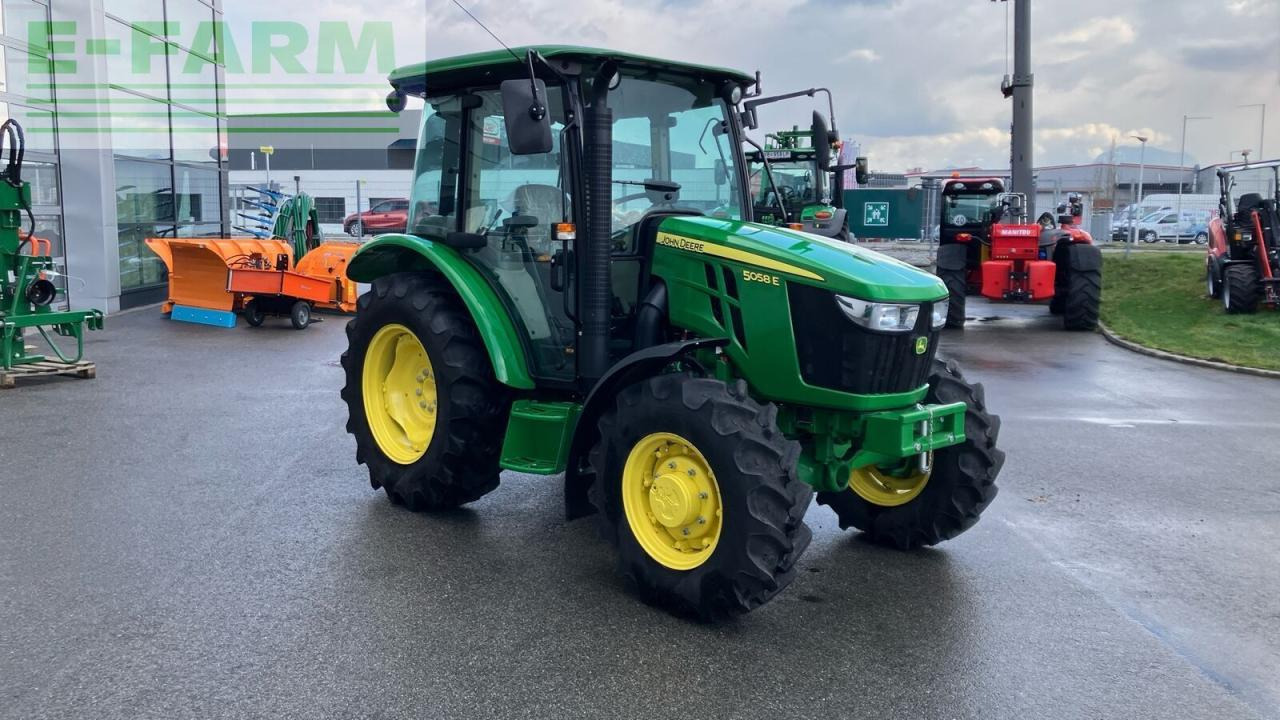 John Deere 5058e - Τρακτέρ: φωτογραφία 2 John Deere 5058e - Τρακτέρ: φωτογραφία 2