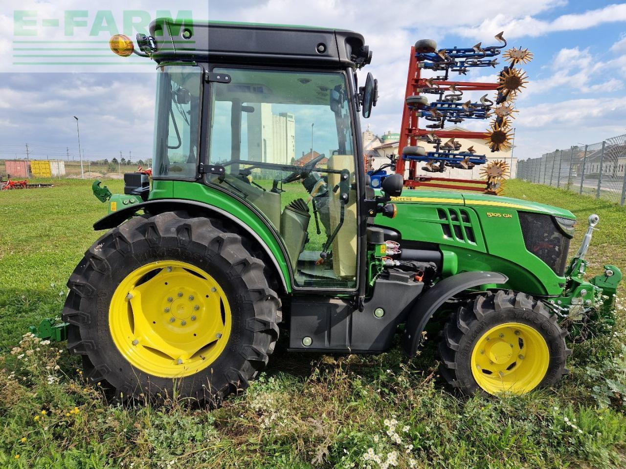John Deere 5105GN - Τρακτέρ: φωτογραφία 5 John Deere 5105GN - Τρακτέρ: φωτογραφία 5