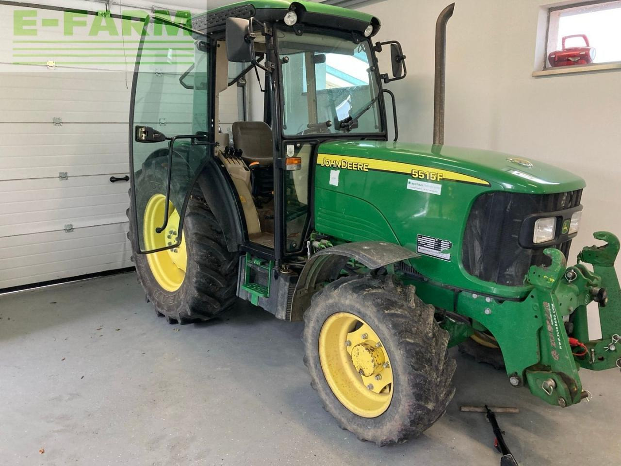 John Deere 5515F - Τρακτέρ: φωτογραφία 3 John Deere 5515F - Τρακτέρ: φωτογραφία 3