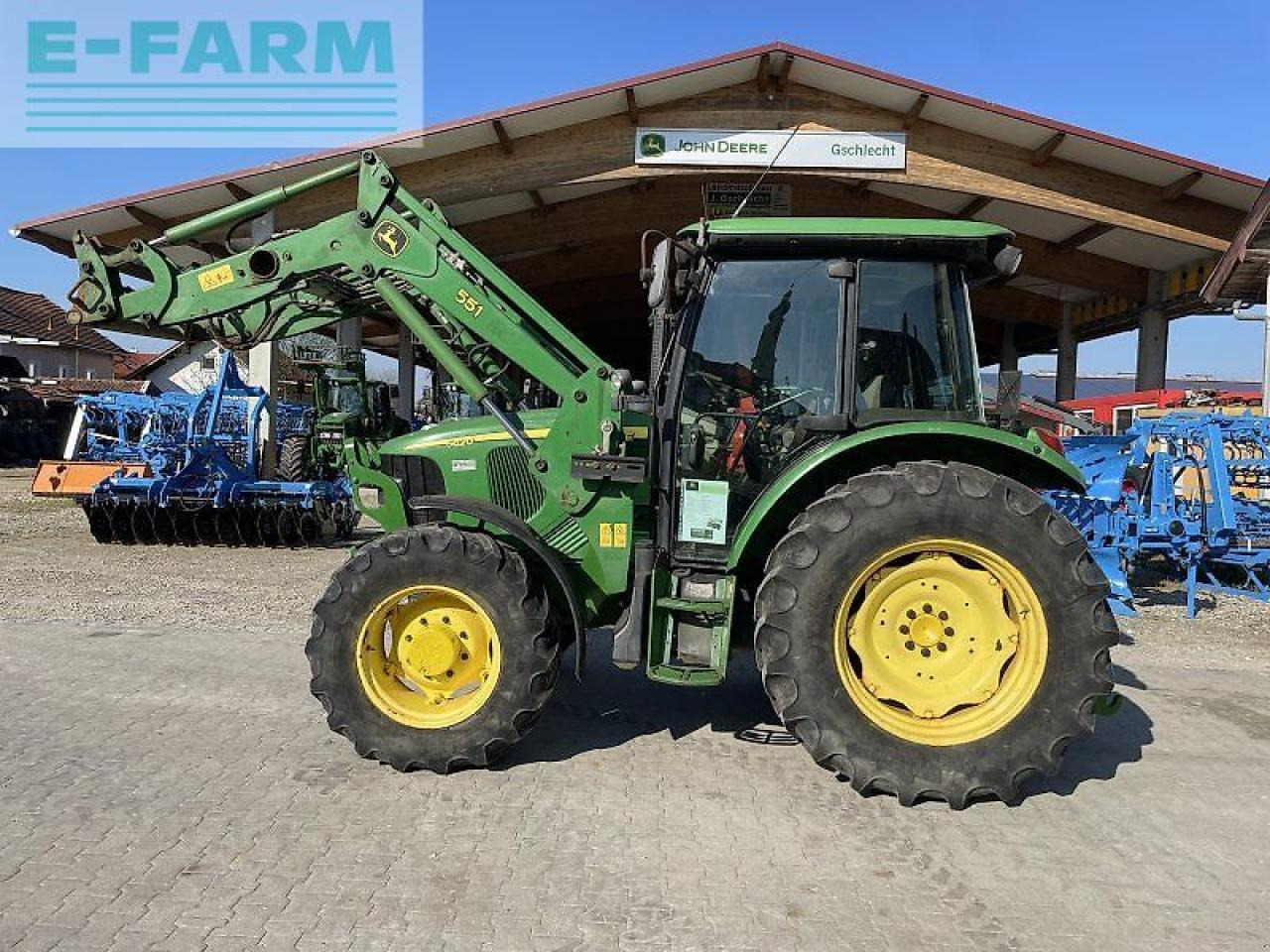 John Deere 5620 fl premium - Τρακτέρ: φωτογραφία 3 John Deere 5620 fl premium - Τρακτέρ: φωτογραφία 3