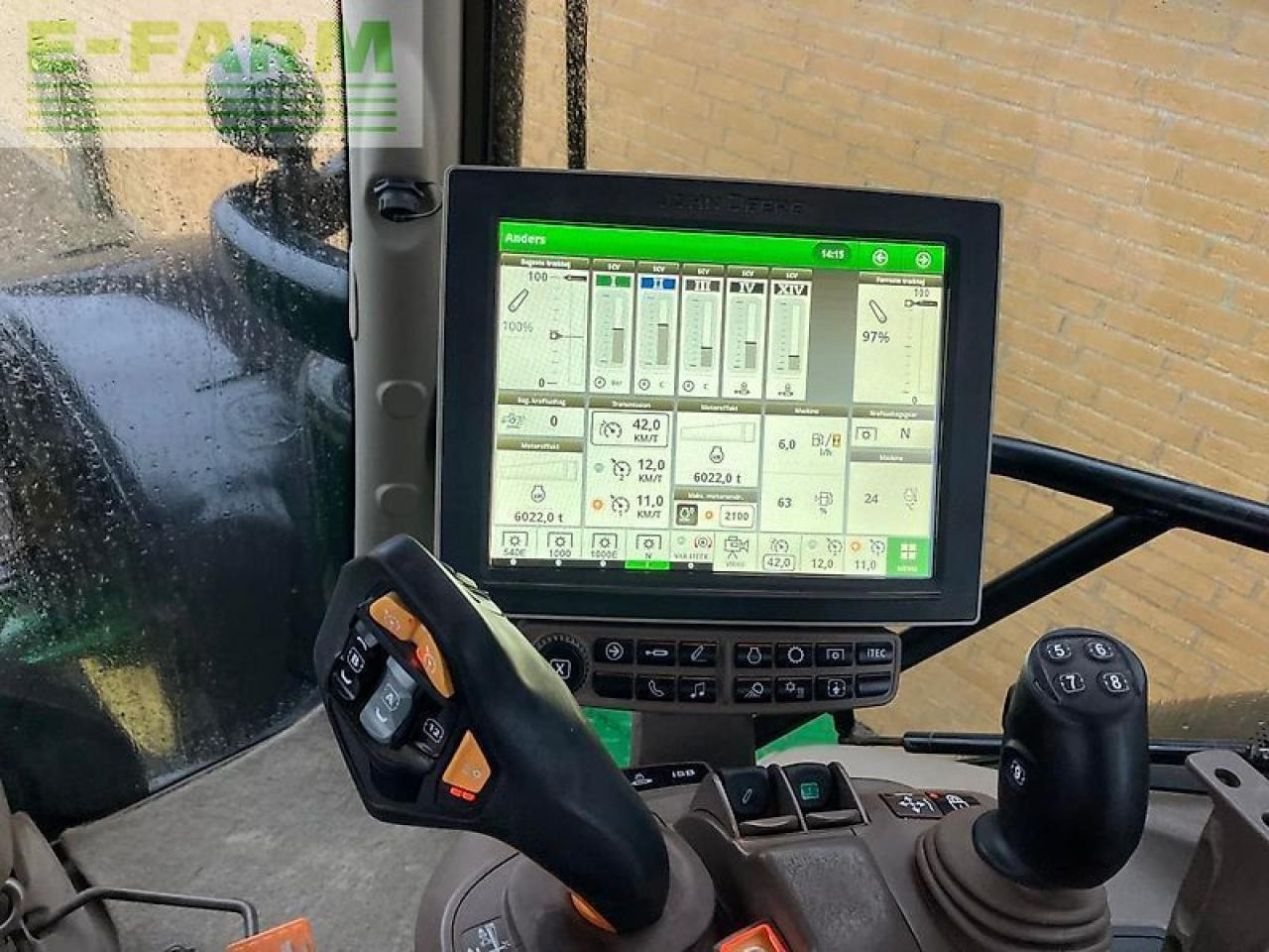 John Deere 6 250r - Τρακτέρ: φωτογραφία 4 John Deere 6 250r - Τρακτέρ: φωτογραφία 4