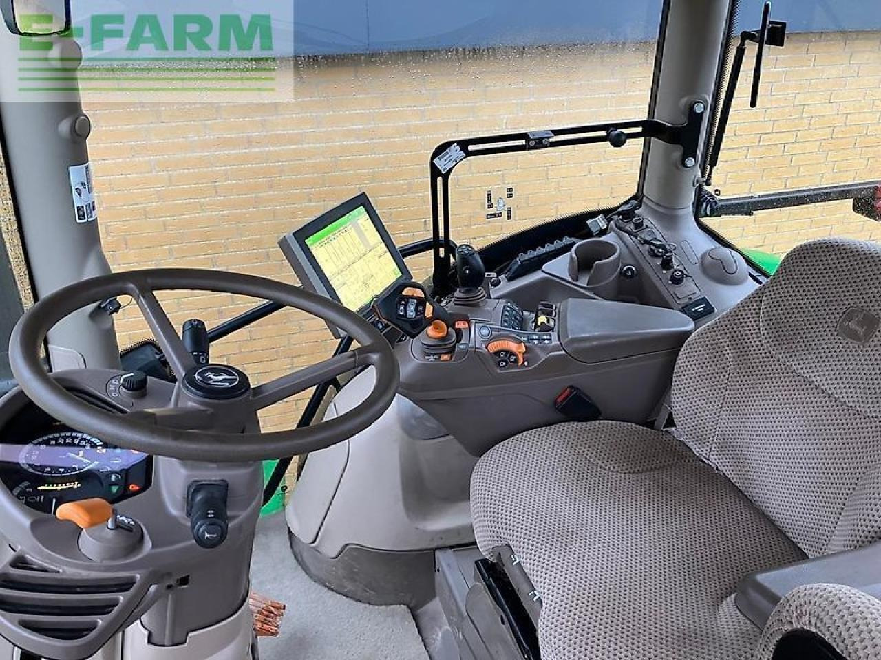 John Deere 6 250r - Τρακτέρ: φωτογραφία 3 John Deere 6 250r - Τρακτέρ: φωτογραφία 3