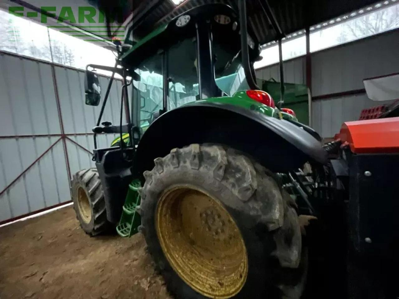 John Deere 6100 m powerquad + - Τρακτέρ: φωτογραφία 2 John Deere 6100 m powerquad + - Τρακτέρ: φωτογραφία 2