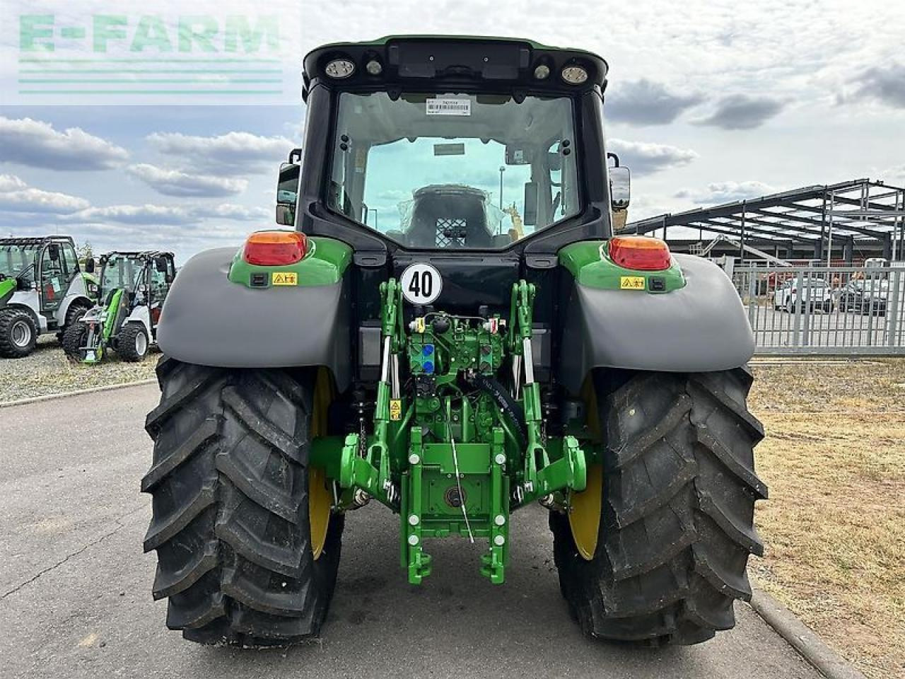 John Deere 6100m aq+ demo - Τρακτέρ: φωτογραφία 4 John Deere 6100m aq+ demo - Τρακτέρ: φωτογραφία 4