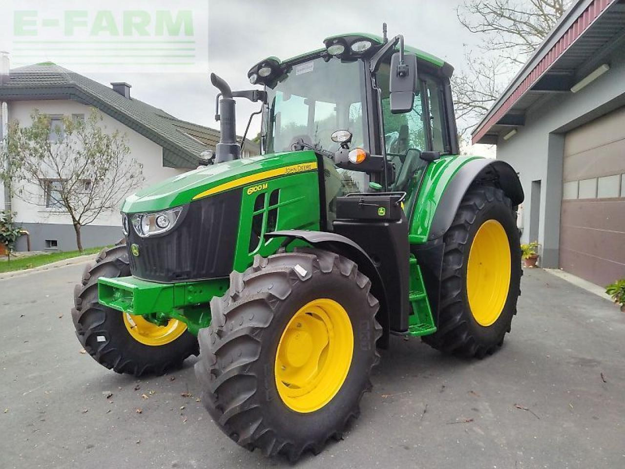 John Deere 6100m - Τρακτέρ: φωτογραφία 2 John Deere 6100m - Τρακτέρ: φωτογραφία 2