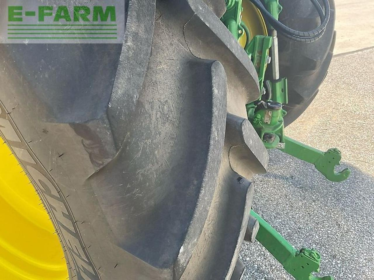 Τρακτέρ John Deere 6110r: φωτογραφία 17