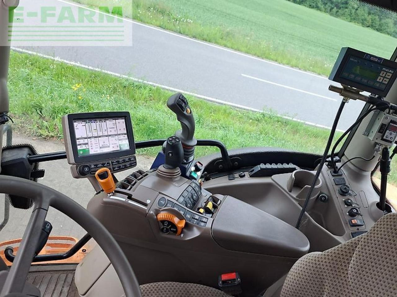 John Deere 6145r - Τρακτέρ: φωτογραφία 5 John Deere 6145r - Τρακτέρ: φωτογραφία 5