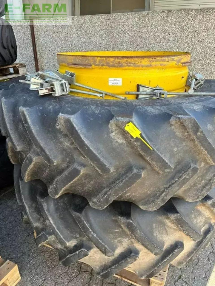 John Deere 6150r - Τρακτέρ: φωτογραφία 4 John Deere 6150r - Τρακτέρ: φωτογραφία 4
