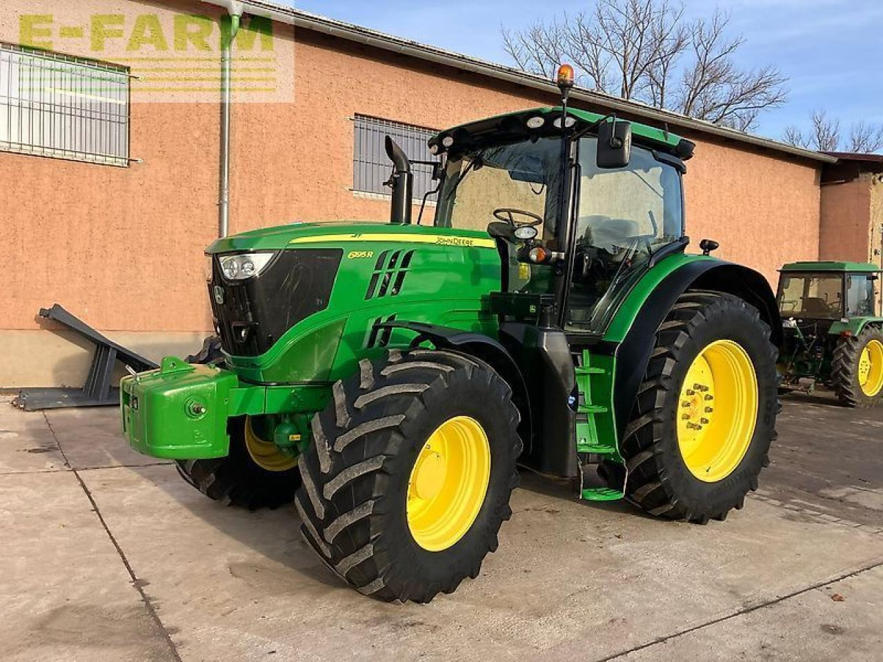 John Deere 6195r auto quad * erst 3222 bh* - Τρακτέρ: φωτογραφία 1 John Deere 6195r auto quad * erst 3222 bh* - Τρακτέρ: φωτογραφία 1