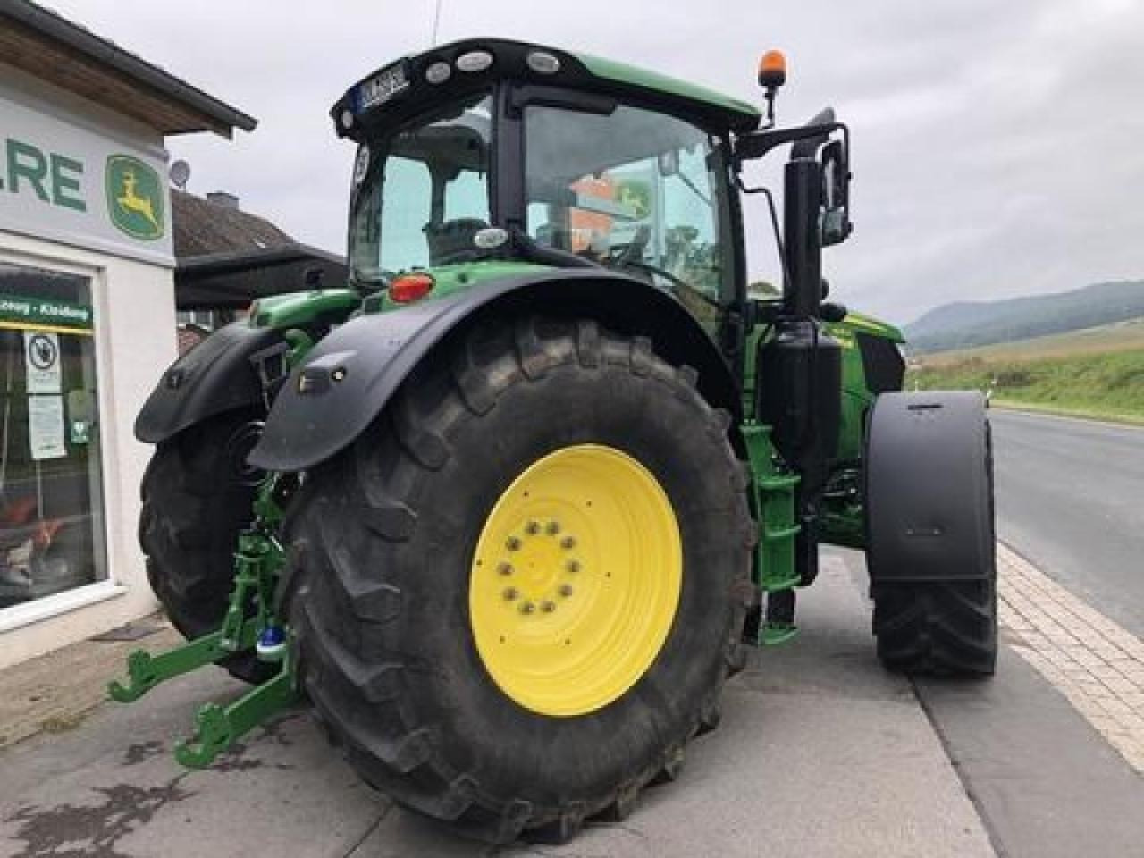 John Deere 6195r premium-edition - Τρακτέρ: φωτογραφία 3 John Deere 6195r premium-edition - Τρακτέρ: φωτογραφία 3