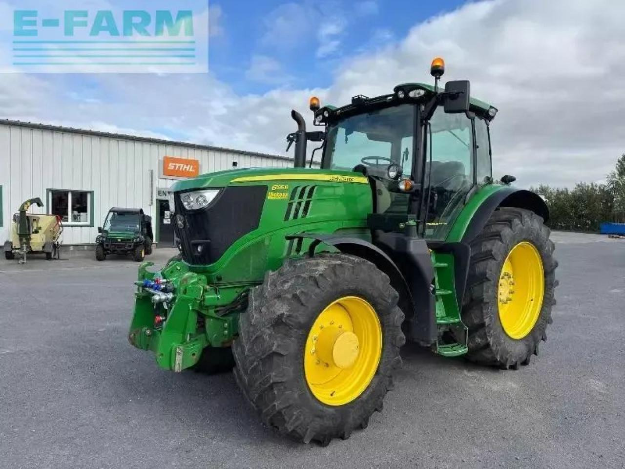 John Deere 6195r - Τρακτέρ: φωτογραφία 1 John Deere 6195r - Τρακτέρ: φωτογραφία 1