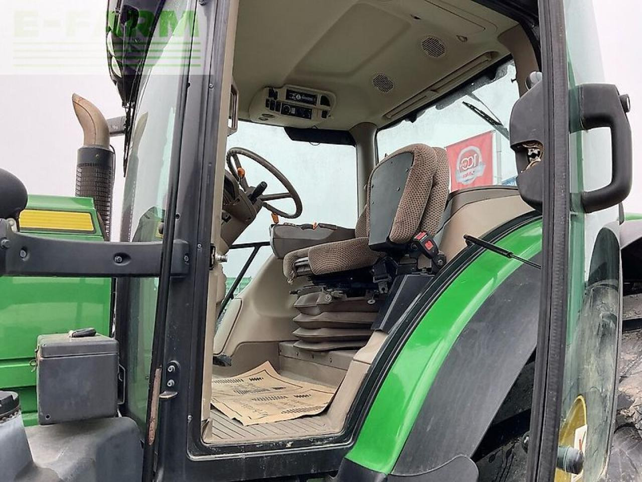John Deere 6210r - Τρακτέρ: φωτογραφία 5 John Deere 6210r - Τρακτέρ: φωτογραφία 5