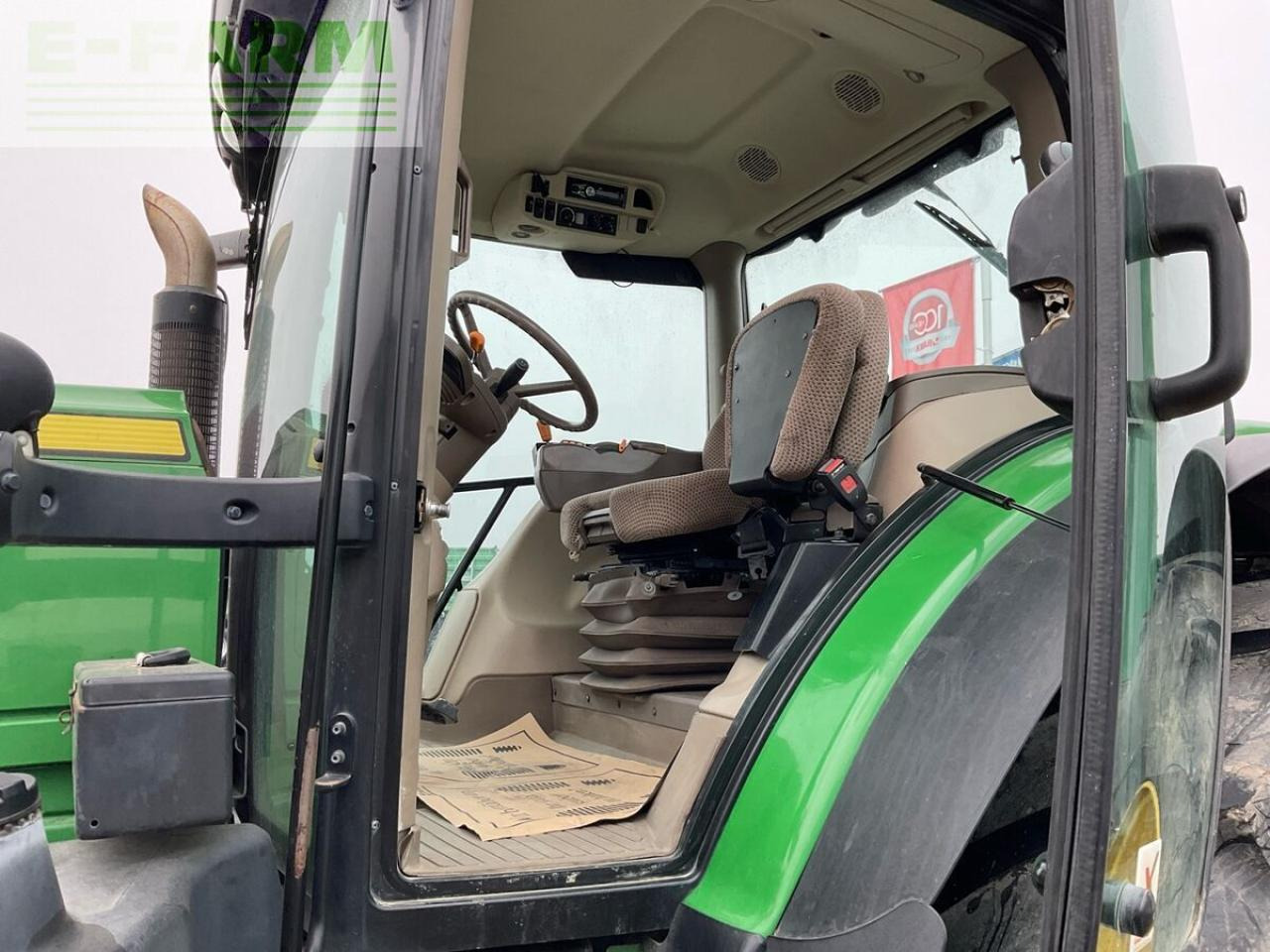 John Deere 6210r - Τρακτέρ: φωτογραφία 5 John Deere 6210r - Τρακτέρ: φωτογραφία 5