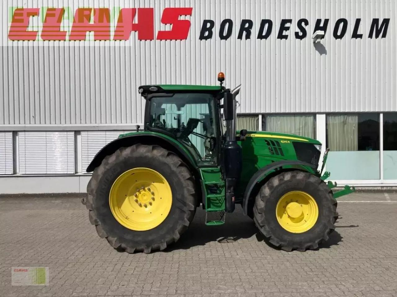 John Deere 6215 r - Τρακτέρ: φωτογραφία 2 John Deere 6215 r - Τρακτέρ: φωτογραφία 2