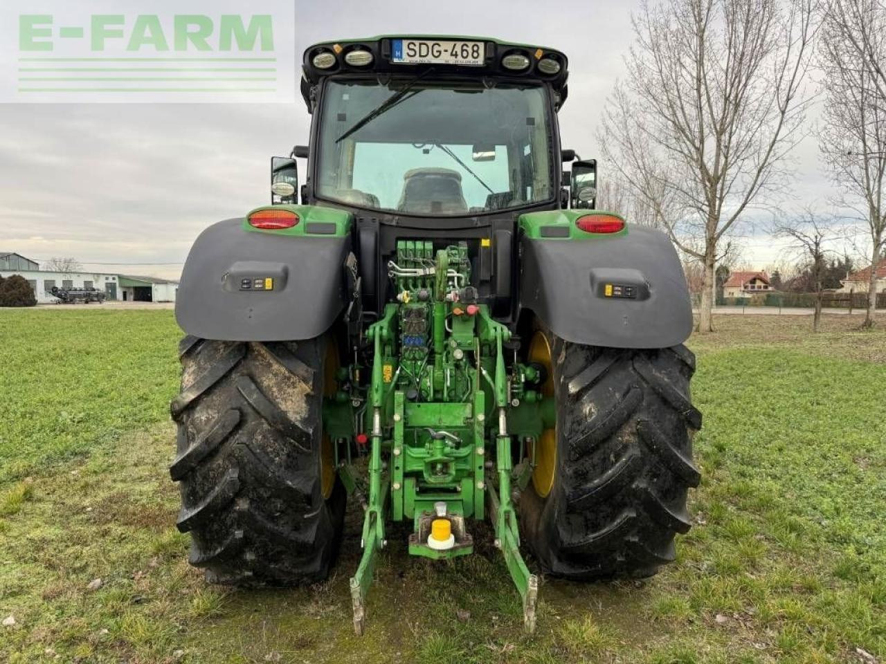 John Deere 6215r directdrive - Τρακτέρ: φωτογραφία 4 John Deere 6215r directdrive - Τρακτέρ: φωτογραφία 4